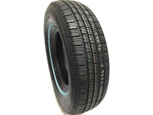 (1) New Vercelli 787 225/70R15 100S Tire